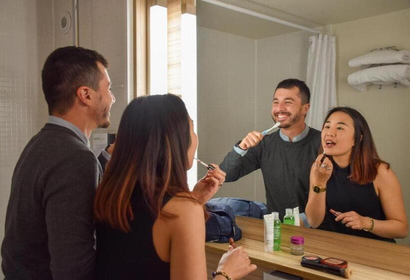 4인용 스탠다드 룸, Campanile Millau