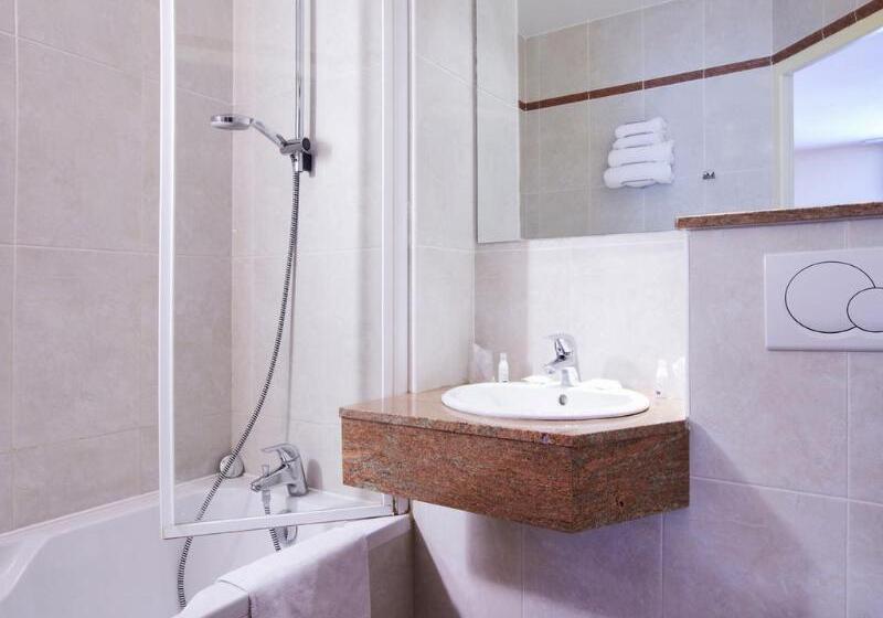 스탠다드 트리플 룸, Campanile Nimes Centre  Mascarbonnel