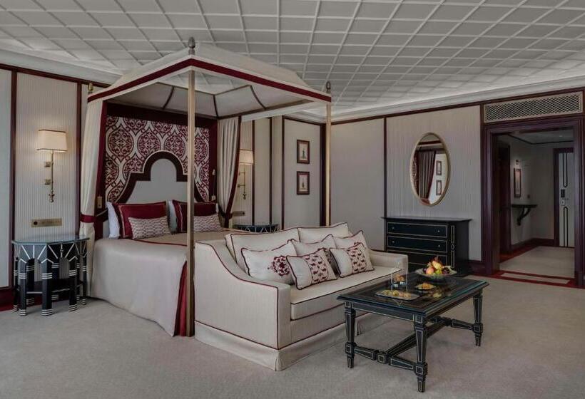 Deluxe Room King Bed & Views, çırağan Palace Kempinski Istanbul