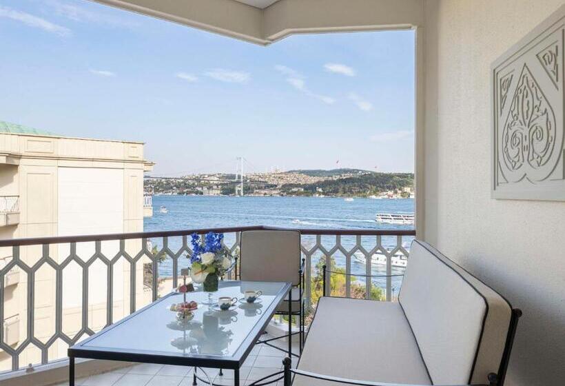 Standard Room with Views, çırağan Palace Kempinski Istanbul