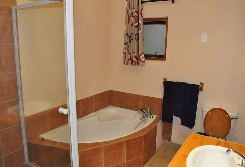 ２ベッドルームハウス, Gooderson Bushlands Game Lodge
