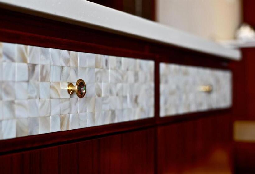 غرفة قياسية, Huatian Chinagora