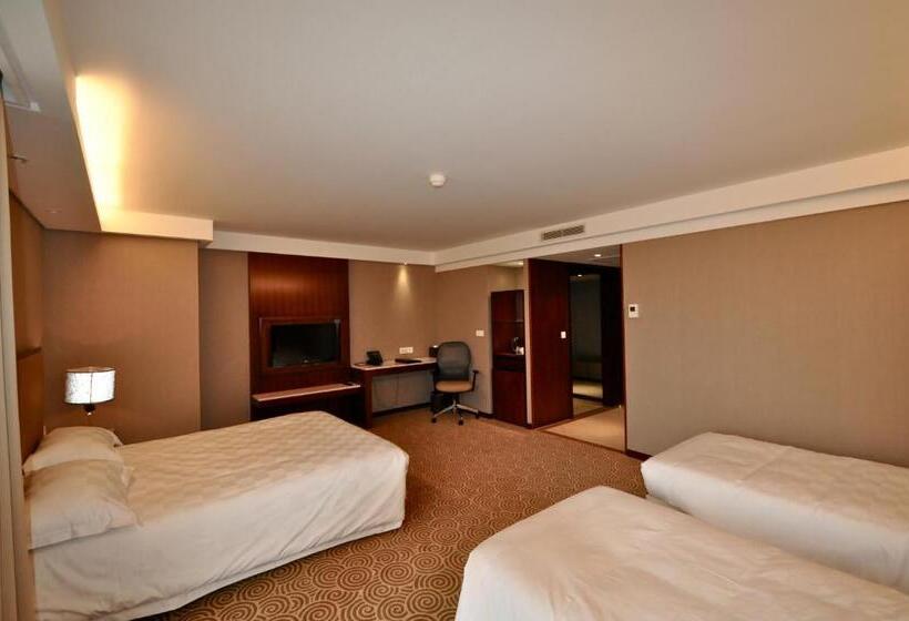 غرفة عائلية, Huatian Chinagora