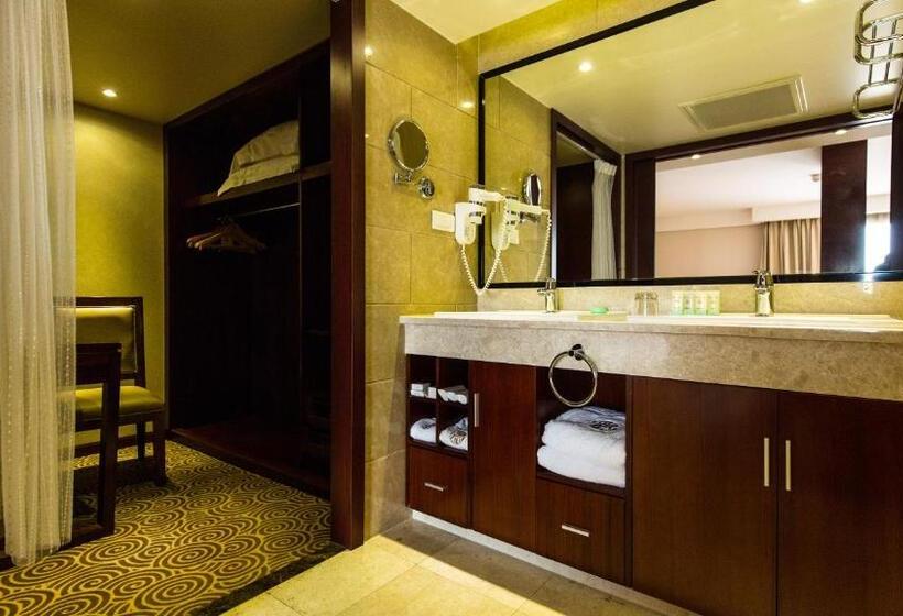 جناح سوبيريور, Huatian Chinagora