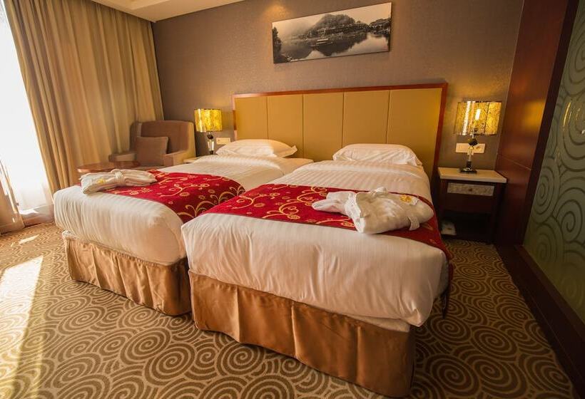 غرفة قياسية, Huatian Chinagora