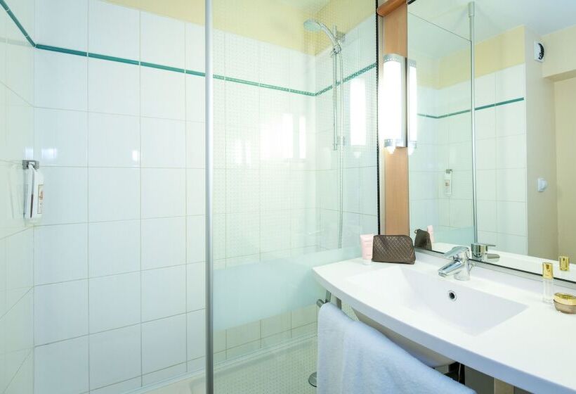 غرفة قياسية, Ibis Marseille Timone