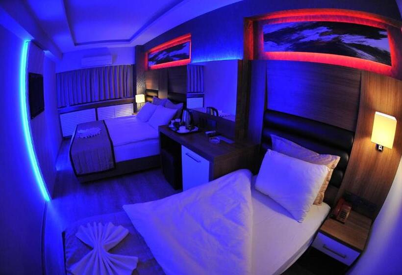 Quarto Triplo Estandar, Kabacam