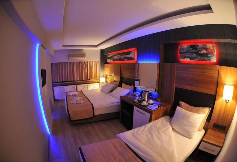 Quarto Triplo Estandar, Kabacam