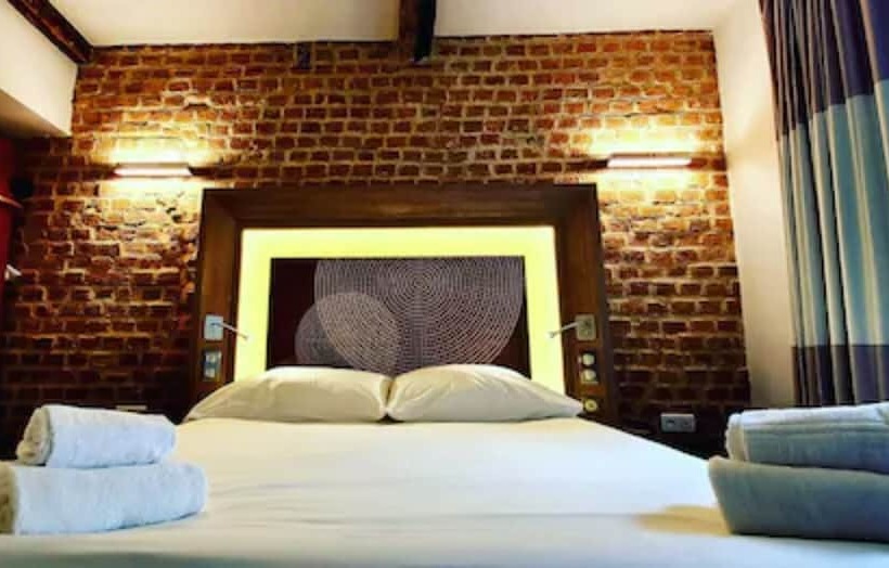 اتاق استاندارد, Kalliste