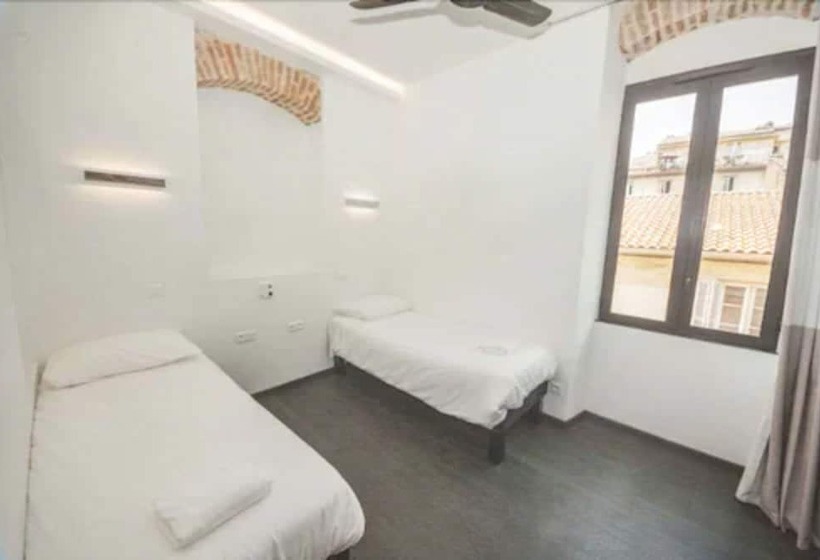 اتاق استاندارد, Kalliste