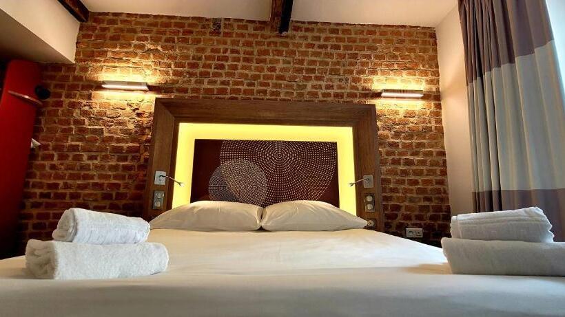 اتاق استاندارد, Kalliste