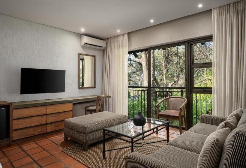 Номер Deluxe Кровать Кинг, Kruger Gate