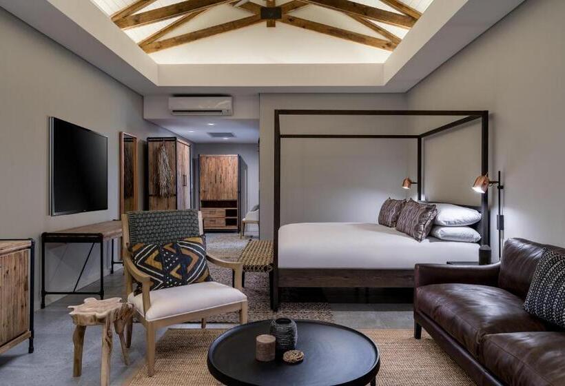 Люкс, Kruger Gate