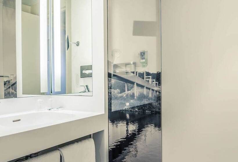 프레스티지 룸, Mercure Cergypontoise Centre