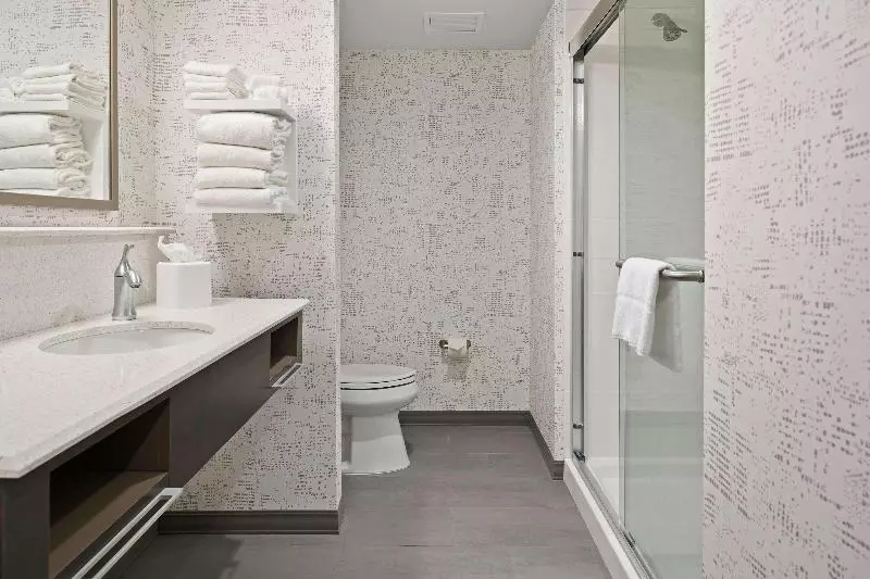 اتاق کلاسیک, Mercure Cergypontoise Centre