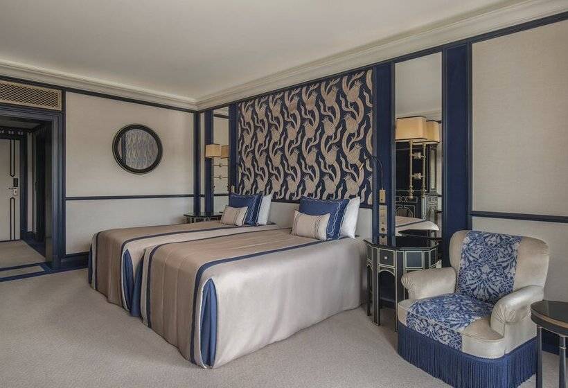 Standard Room, Çırağan Palace Kempinski Istanbul