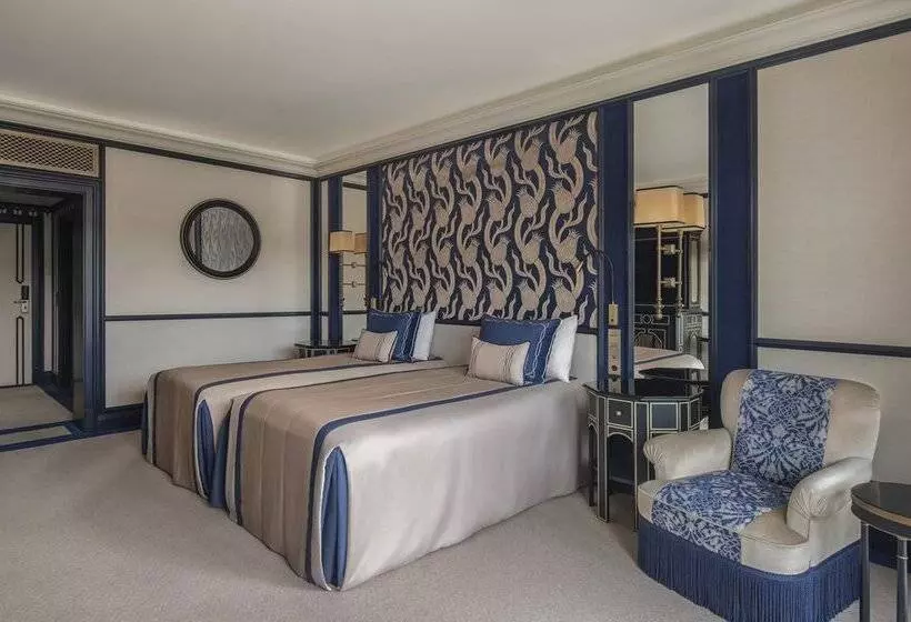 Standard Room, Çırağan Palace Kempinski Istanbul