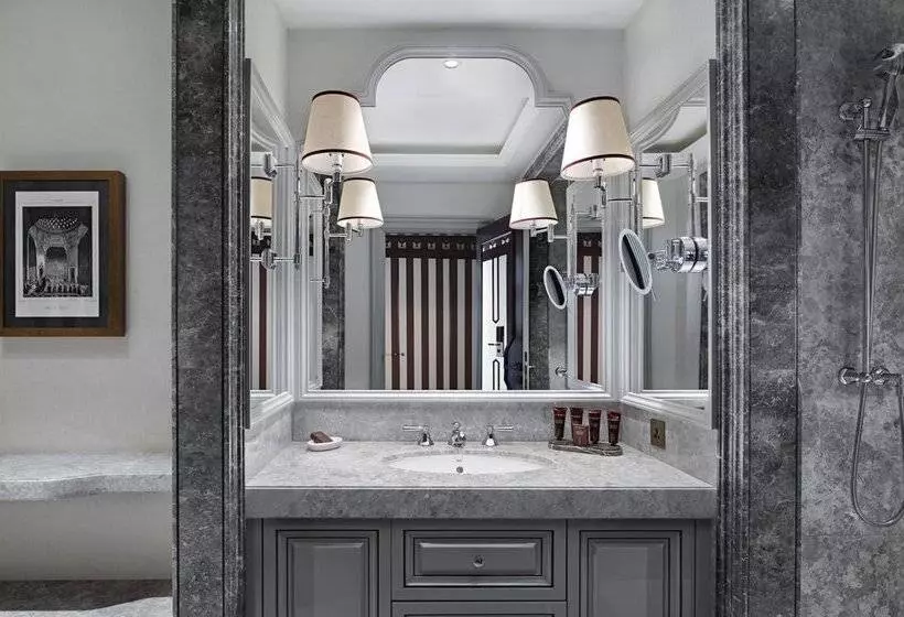 Executive Suite, Çırağan Palace Kempinski Istanbul