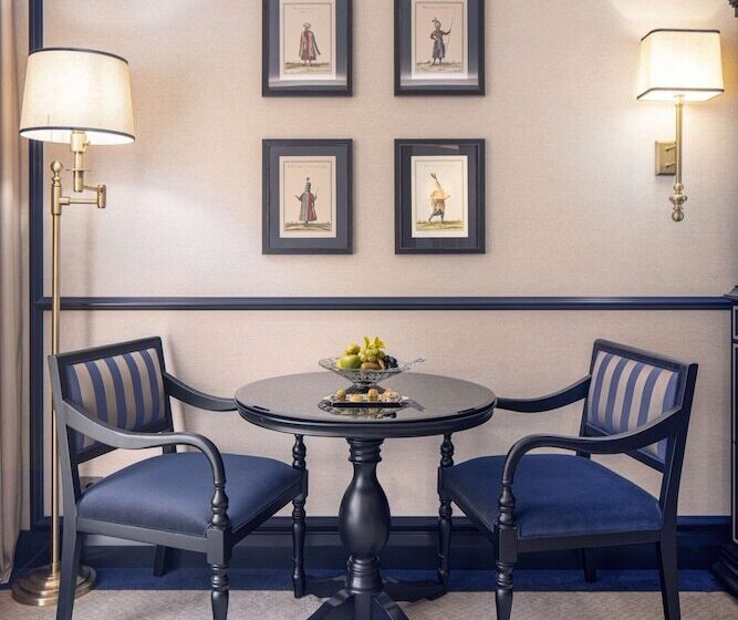 Standard Room King Size Bed, Çırağan Palace Kempinski Istanbul