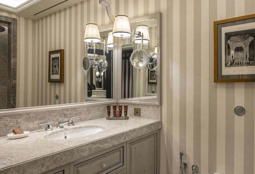 اتاق استاندارد, Çırağan Palace Kempinski Istanbul