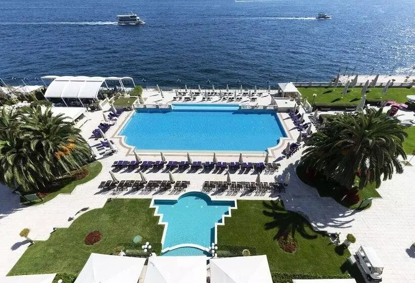 Deluxe Room with Views, Çırağan Palace Kempinski Istanbul