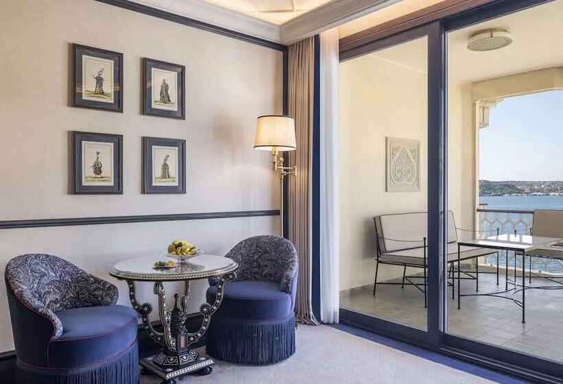 Standard Room with Views, Çırağan Palace Kempinski Istanbul