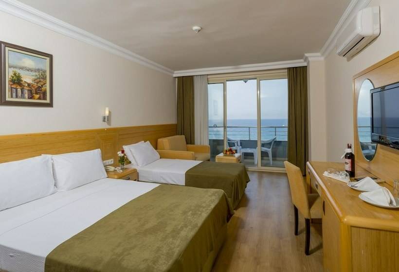 家庭间, Senza Grand Santana