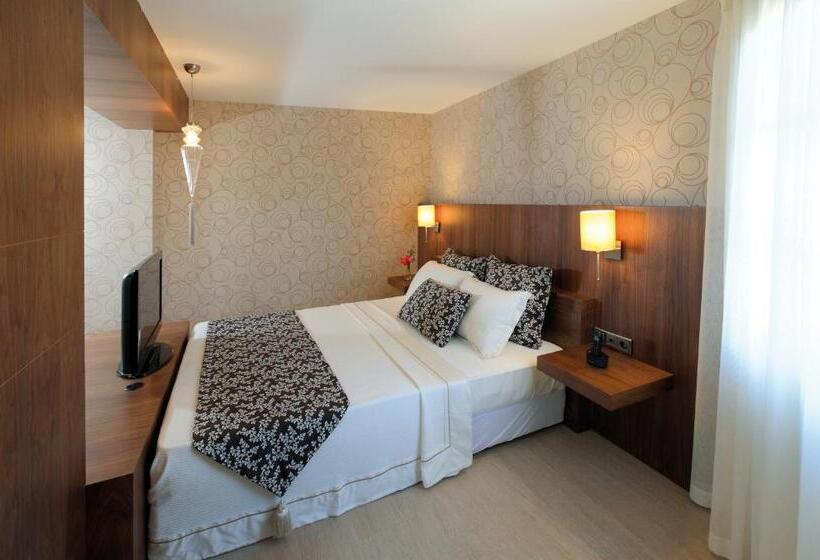 Номер Superior Вид на Сад, Torbahan