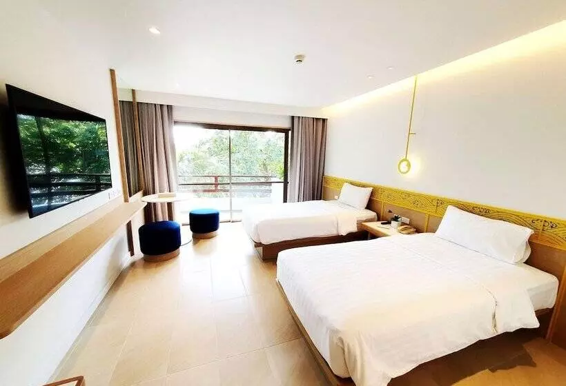 اتاق سوپریور با چشم‌انداز باغ, Novotel Rayong Rim Pae Resort