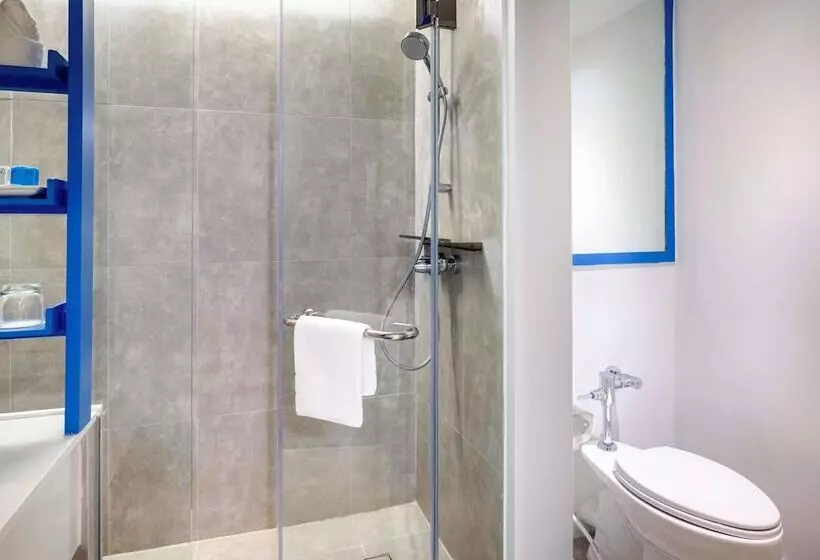 اتاق پریمیوم با چشم‌انداز باغ, Novotel Rayong Rim Pae Resort