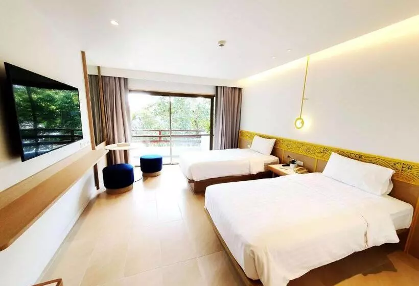 اتاق سوپریور با چشم‌انداز باغ, Novotel Rayong Rim Pae Resort