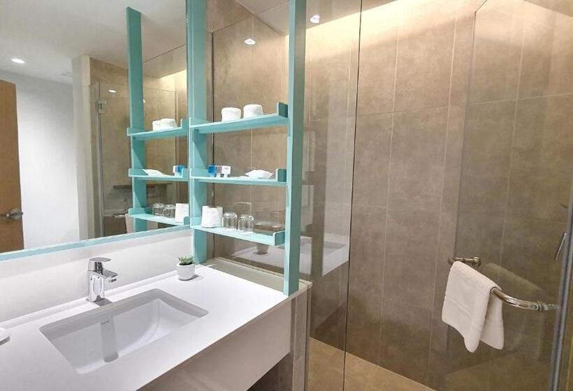 اتاق پرمیوم, Novotel Rayong Rim Pae Resort