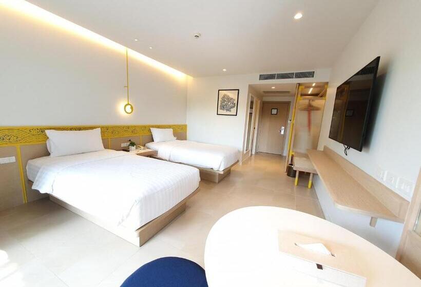 اتاق لوکس با چشم‌انداز باغ, Novotel Rayong Rim Pae Resort