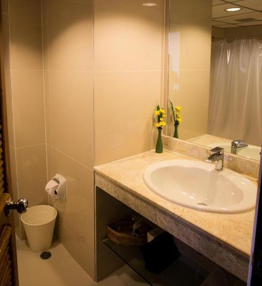 オーシャンビューデラックスルーム, Rayong Resort Hotel โรงแรมระยองรีสอร์ท