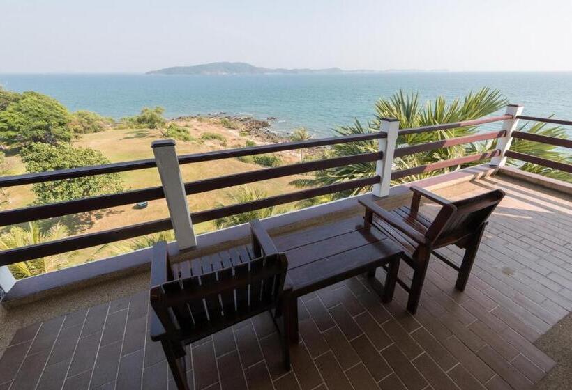 سوئیت پریمیوم با چشم‌انداز دریا, Rayong Resort Hotel โรงแรมระยองรีสอร์ท