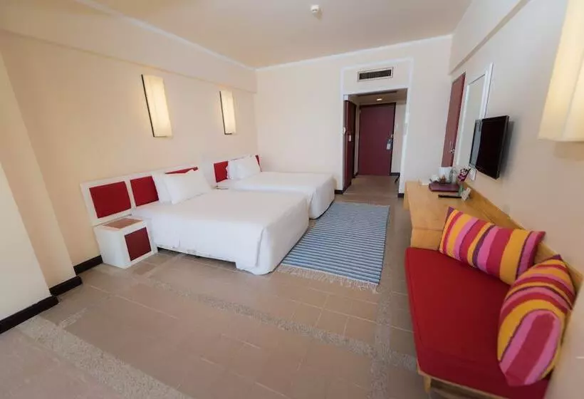 اتاق پرمیوم با چشم‌انداز دریا, Rayong Resort Hotel