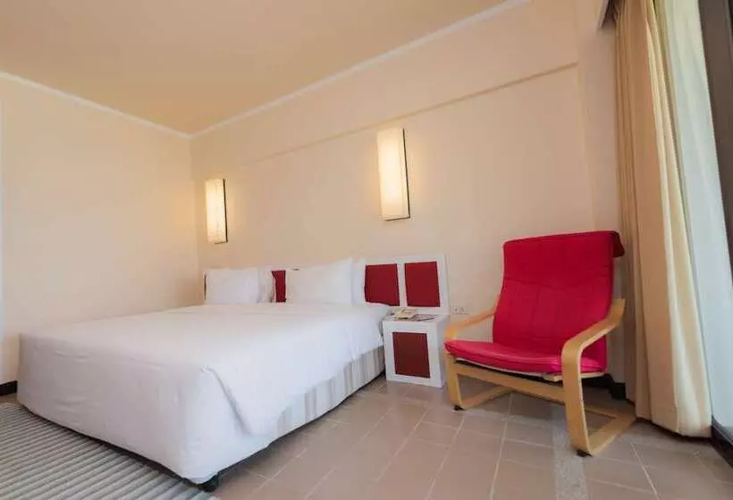 اتاق پرمیوم با چشم‌انداز دریا, Rayong Resort Hotel