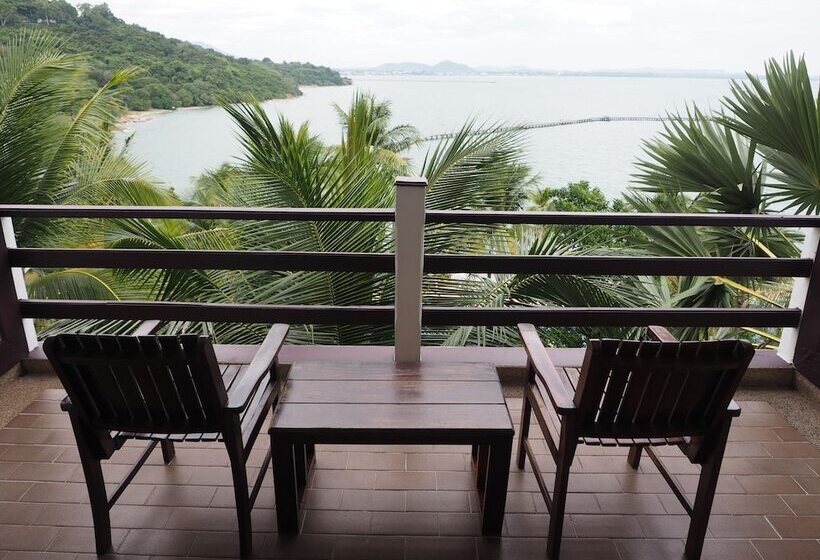 オーシャンビューデラックスルーム, Rayong Resort Hotel โรงแรมระยองรีสอร์ท