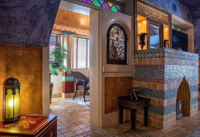 Номер Стандарт, The Anniversary Inn   Logan