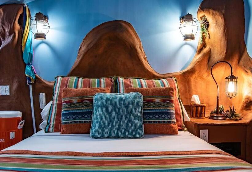 Номер Deluxe Кровать Кинг, The Anniversary Inn   Logan