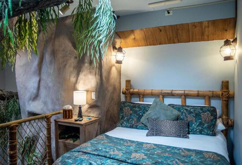 Номер Стандарт с Балконом, The Anniversary Inn   Logan