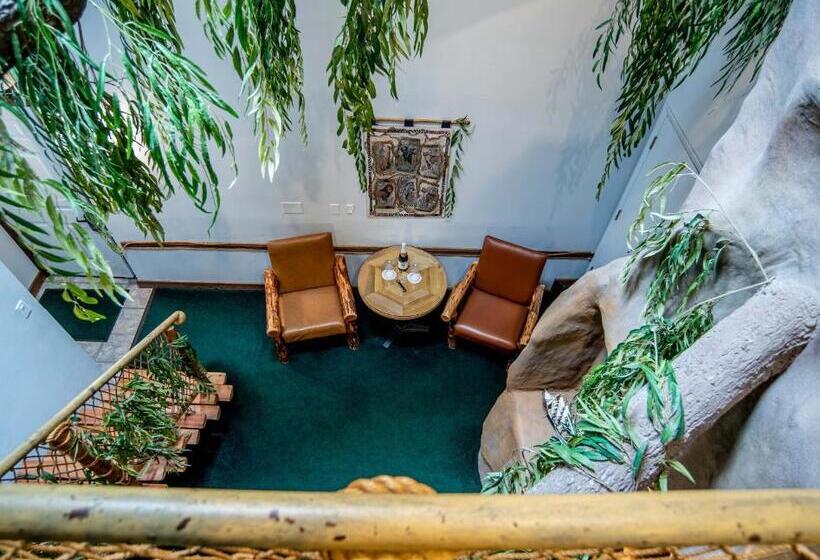 스탠다드 발코니 룸, The Anniversary Inn   Logan