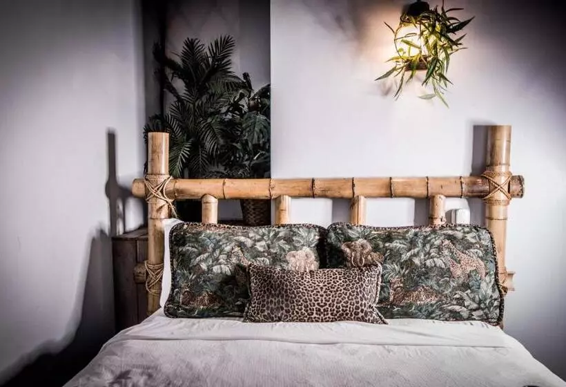 オーシャンビュースタンダードルームバルコニー付き, The Anniversary Inn   Logan