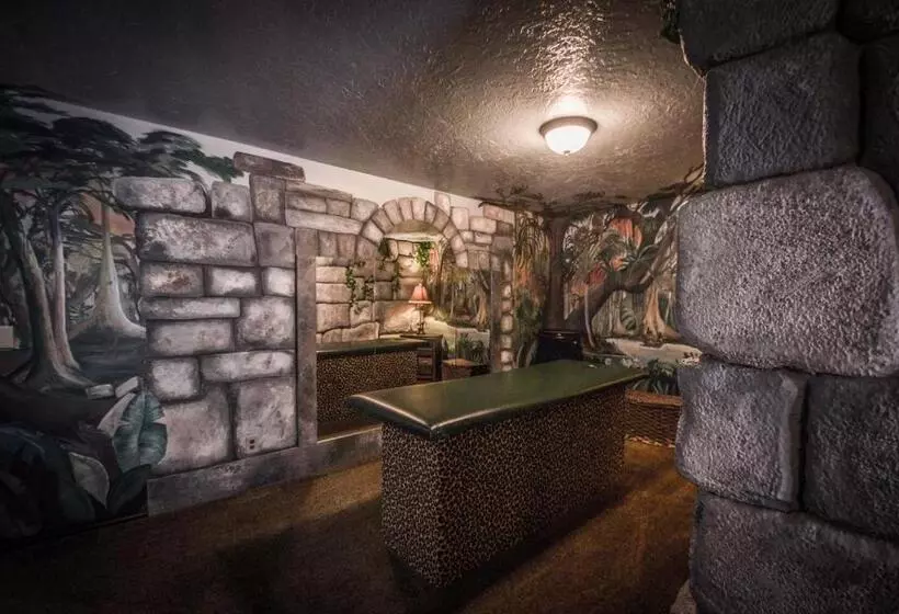 レイクビュースタンダードルーム, The Anniversary Inn   Logan