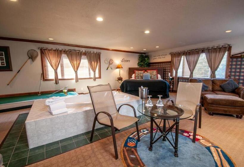 Номер Стандарт Вид на Горы, The Anniversary Inn   Logan