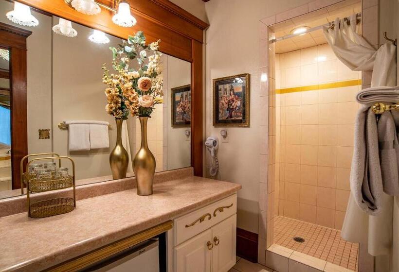 스탠다드 룸 바다 전망, The Anniversary Inn   Logan