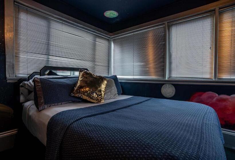 스탠다드 자쿠지 룸, The Anniversary Inn   Logan