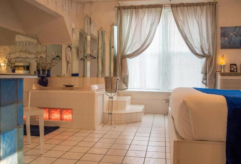 Номер Стандарт Вид на Сад, The Anniversary Inn   Logan