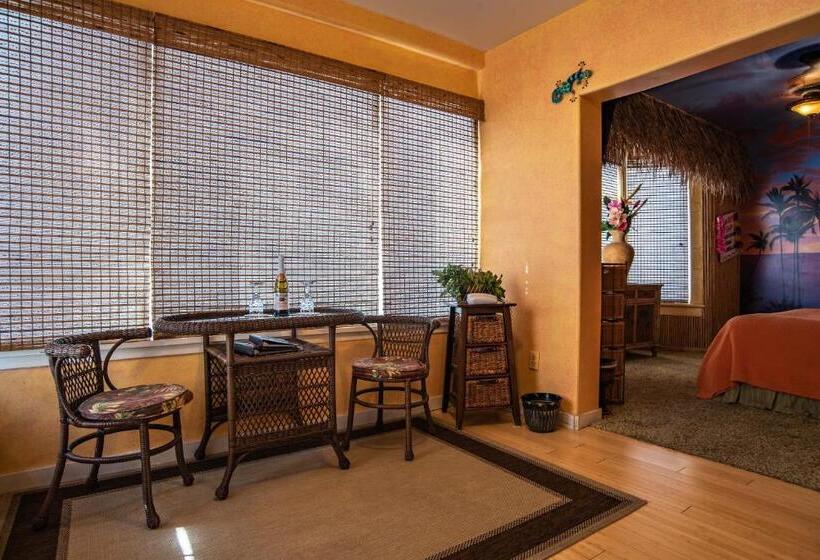 스탠다드 룸 킹사이즈 침대, The Anniversary Inn   Logan