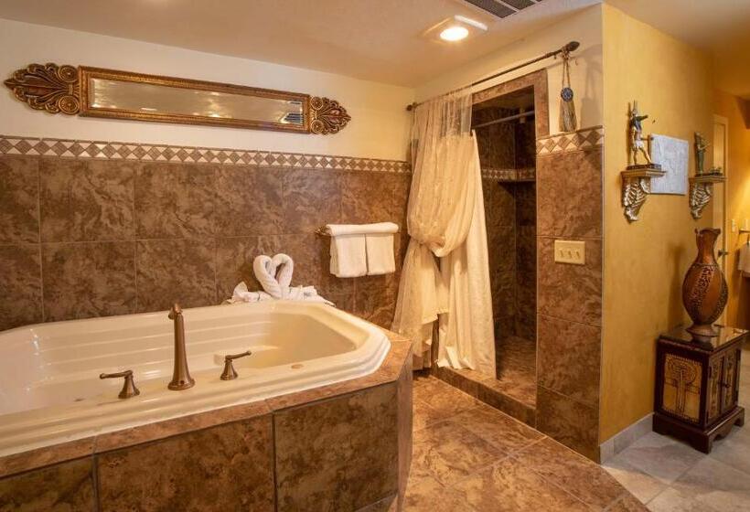 Номер Стандарт с Гидромассажем, The Anniversary Inn   Logan